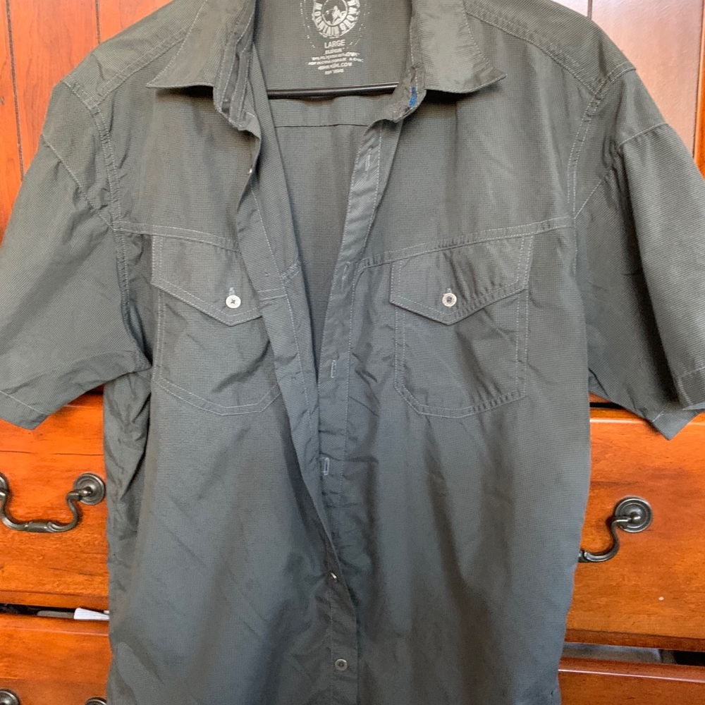 Men’s kuhls and Northface shirts